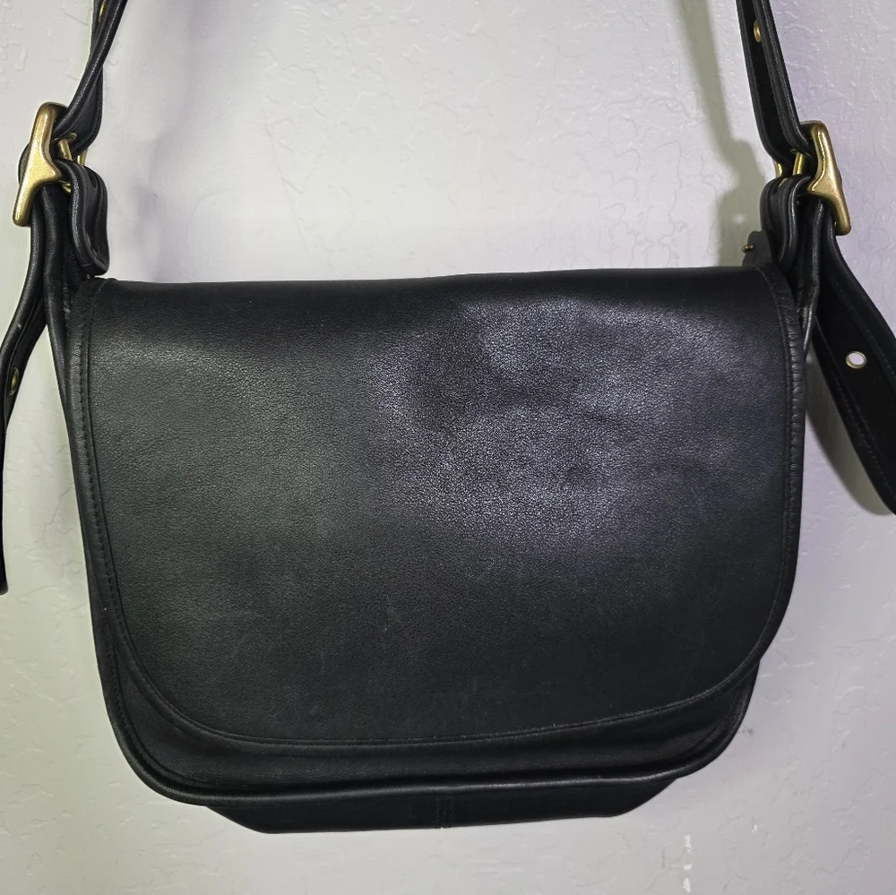 Coach Vintage Patricia Legacy‎ Black Leather Crossbody Purse